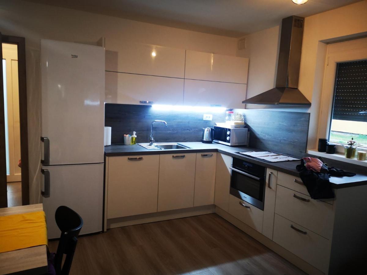 Aparthouse Alfa1 Aparthotel Catez ob Savi Exterior foto
